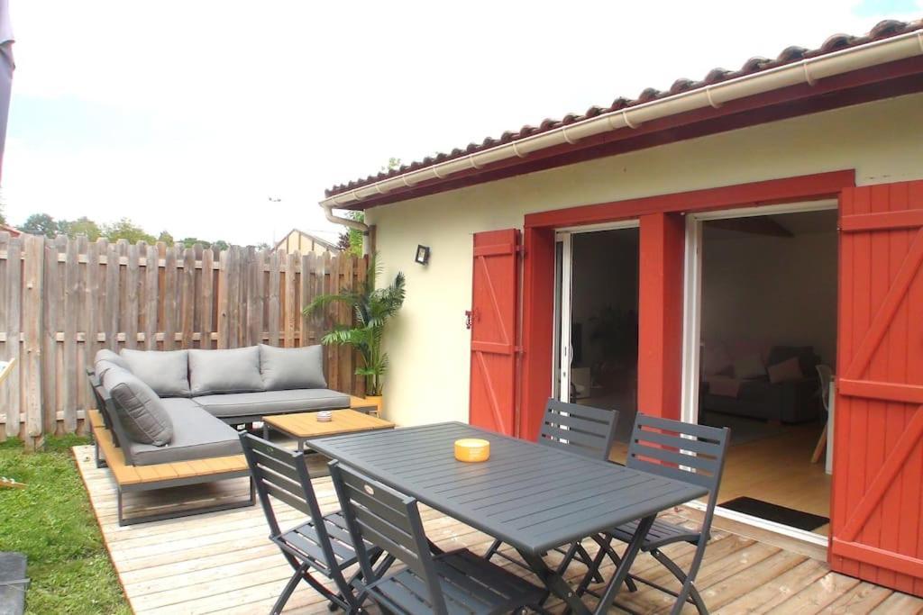 Maison Esprit Des Lois Holiday home
