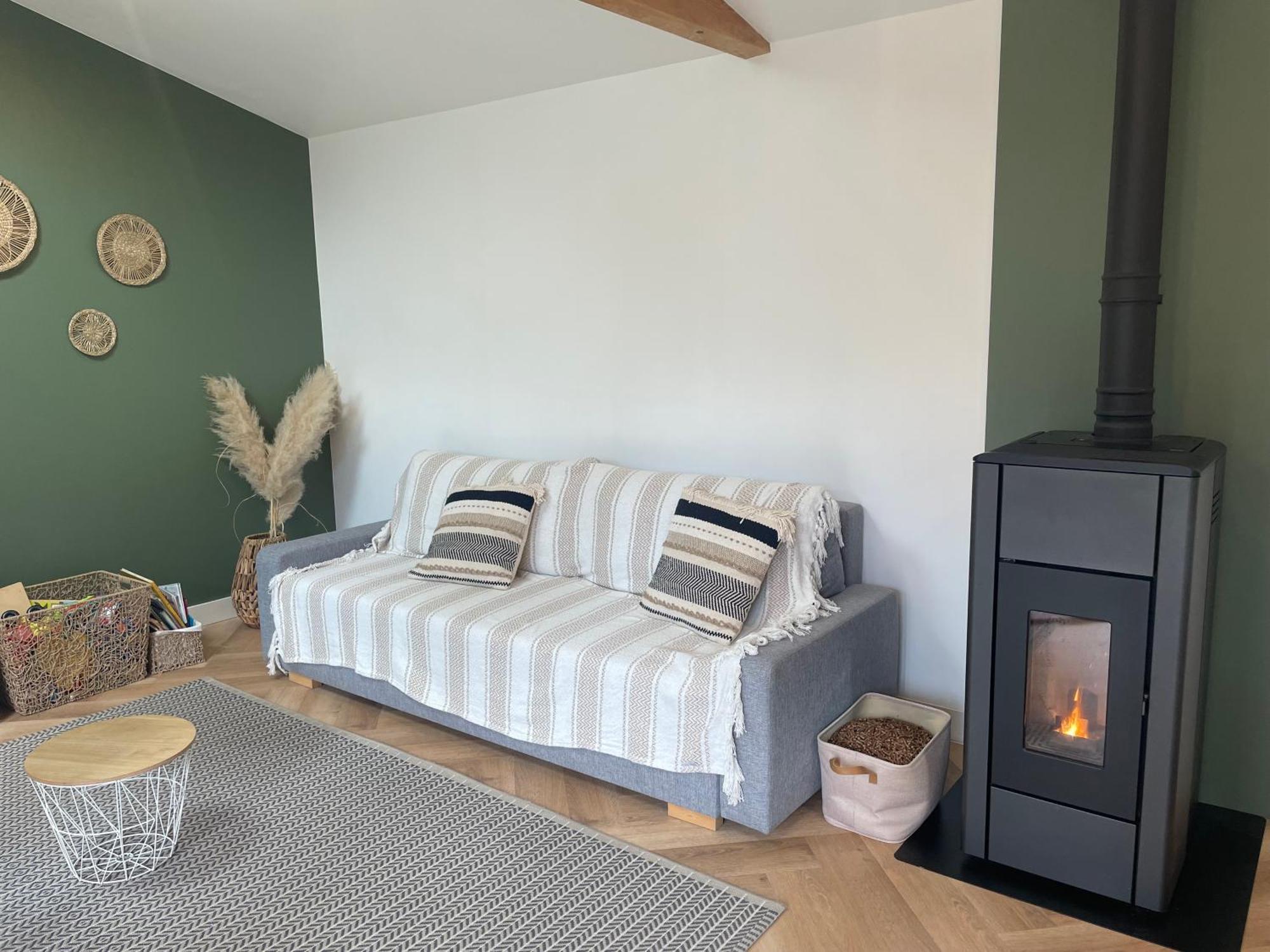 Maison Esprit Des Lois Holiday home
